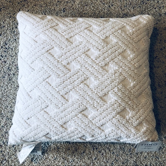 Kirkland Signature Other - NWT White Kirkland Pillow
